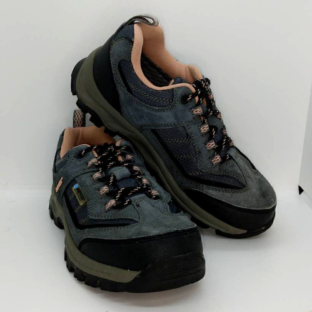 Hi-Tec Hillside Low Youth Waterproof Charcoal/Salmon Hiking Sneakers - sz. 4Y